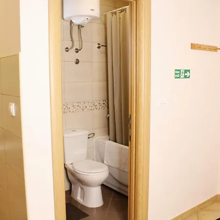 帕拉迪索斯公寓 公寓 克拉古耶瓦茨